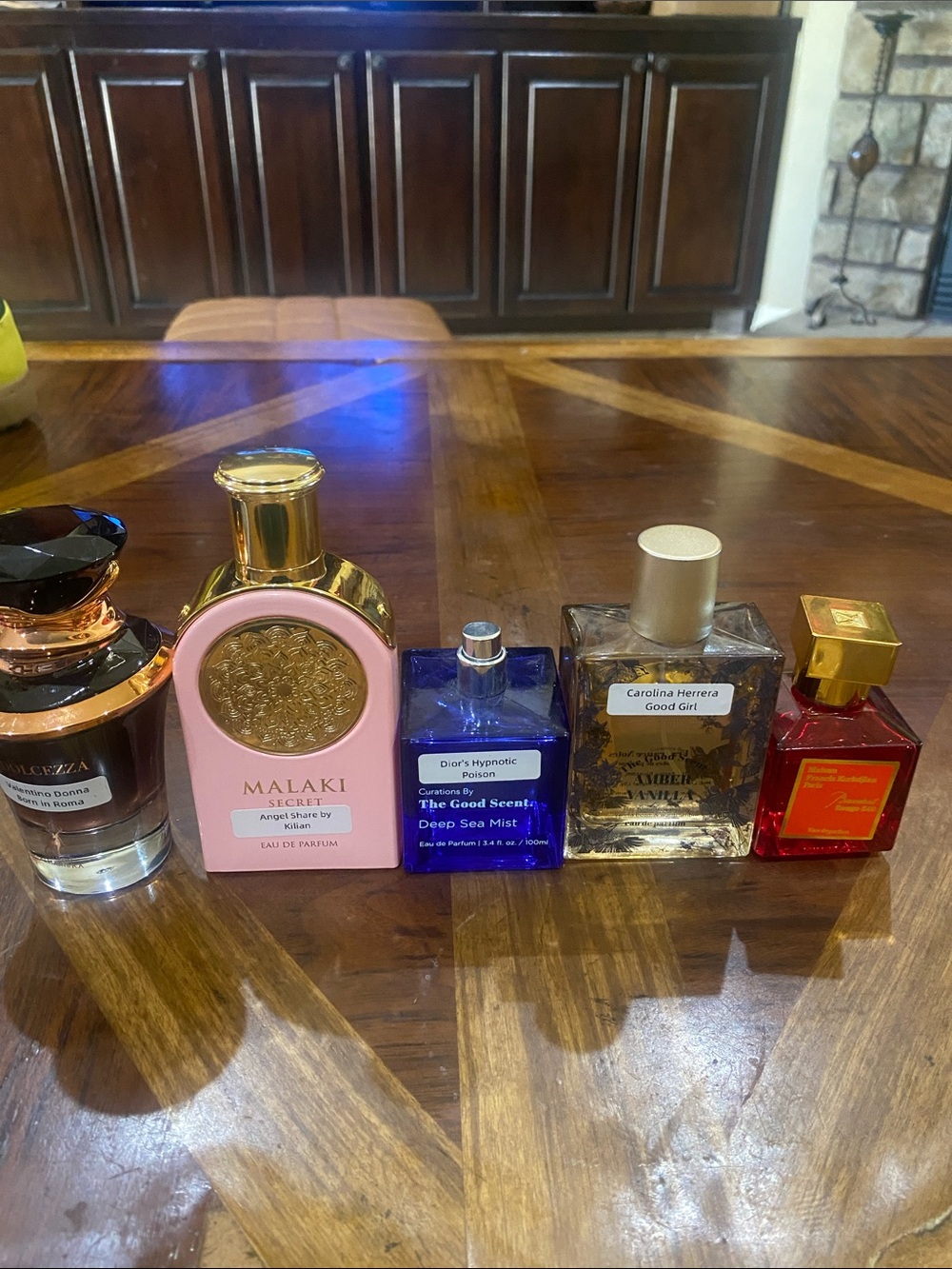 Bundle of smells like top fragrances per labels